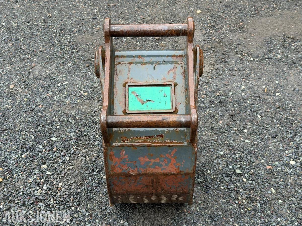 2021 Globus smalskuffe 250 mm - S30