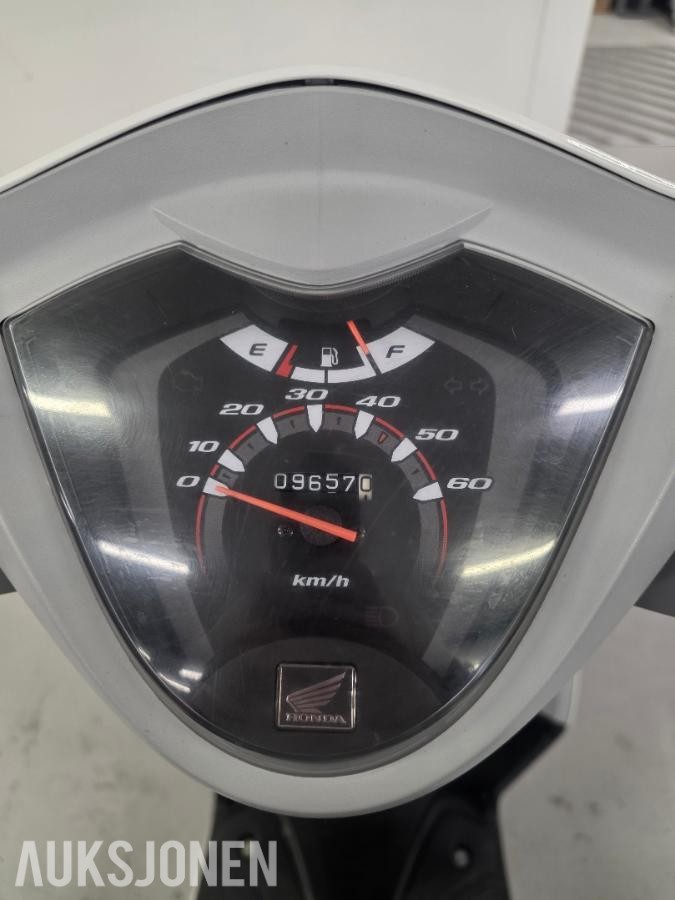 2012 Honda Vision 50 UTEN MINSTEPRIS