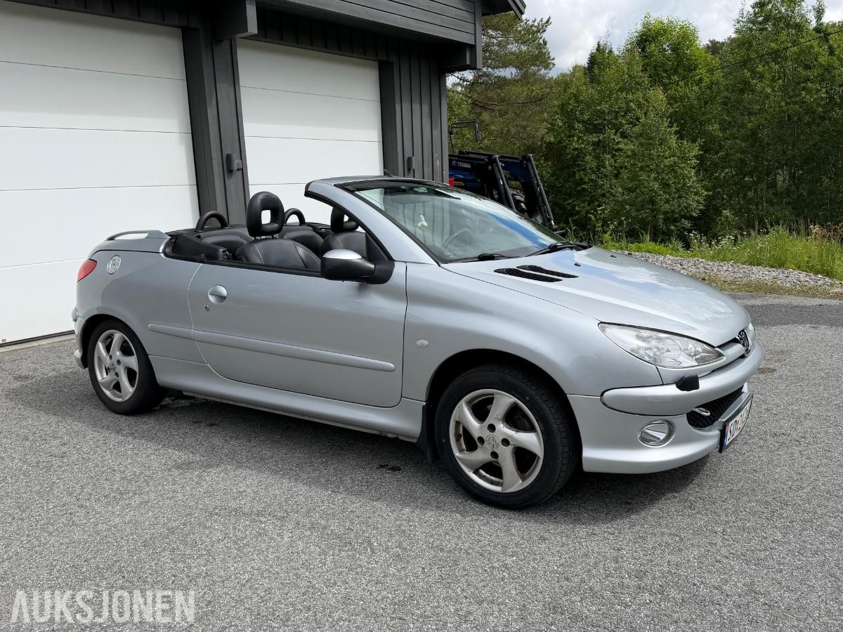 2004 Peugeot 206 CC 1.6 109hk cabriolet skinninteriør  138445km