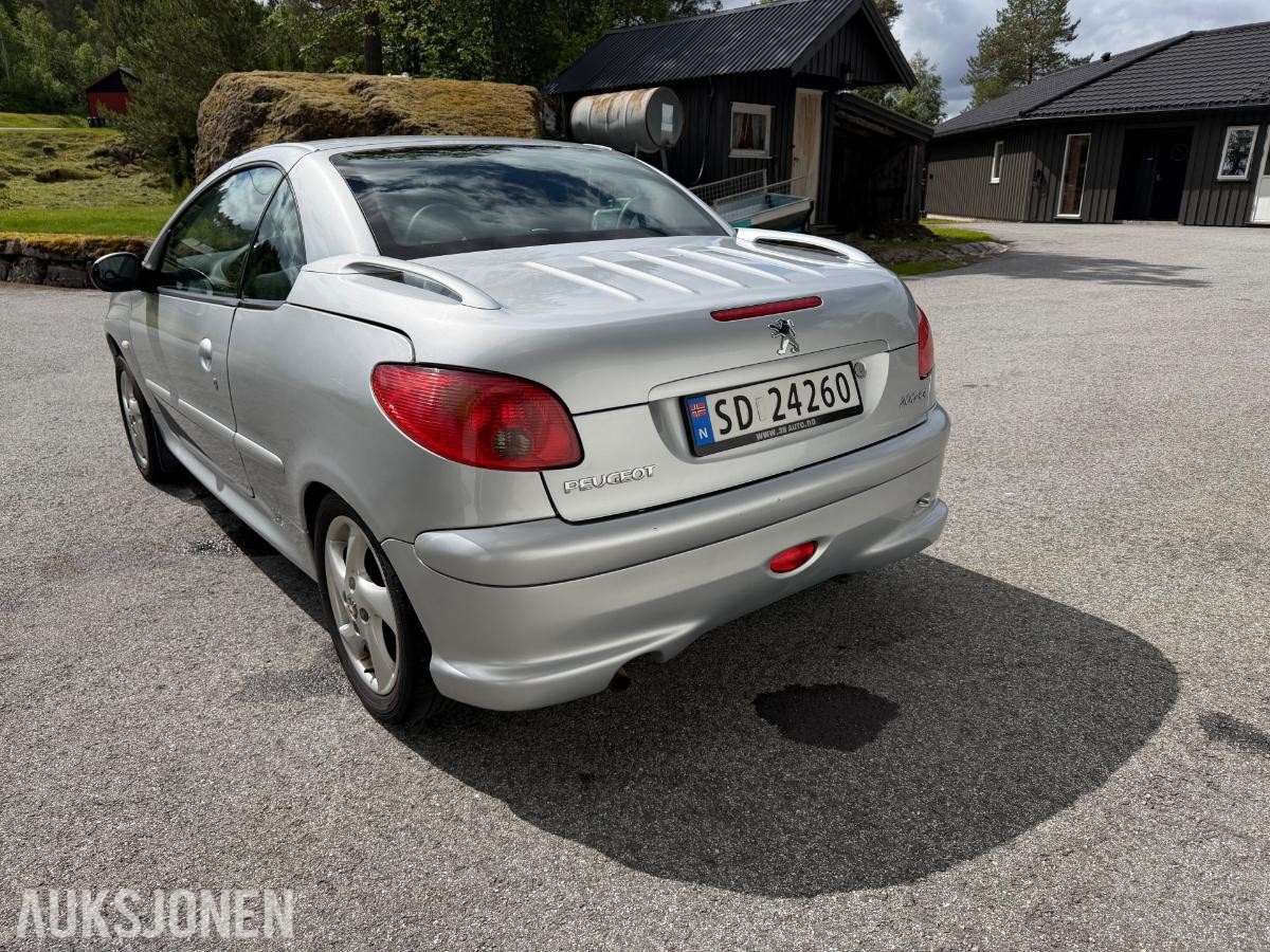 2004 Peugeot 206 CC 1.6 109hk cabriolet skinninteriør  138445km
