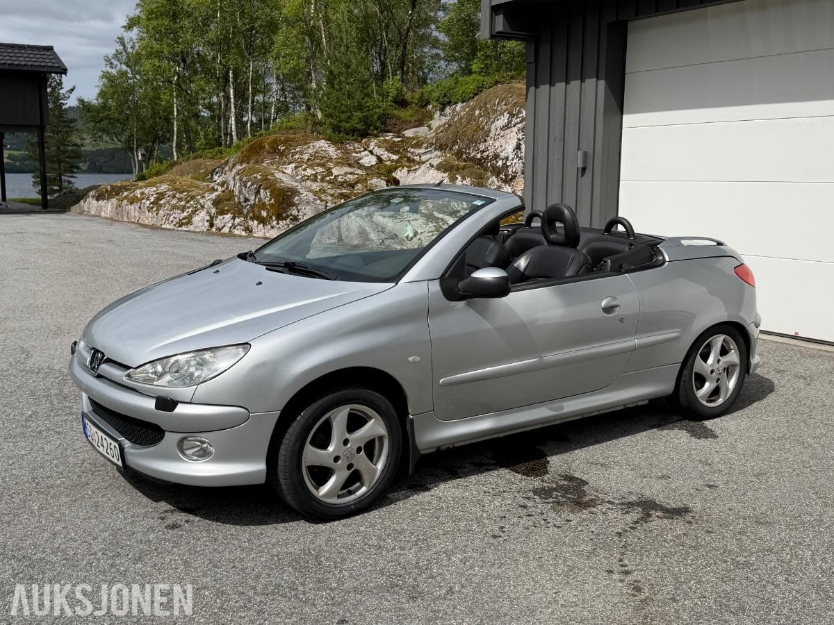 2004 Peugeot 206 CC 1.6 109hk cabriolet skinninteriør  138445km