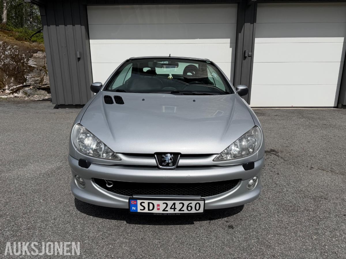 2004 Peugeot 206 CC 1.6 109hk cabriolet skinninteriør  138445km