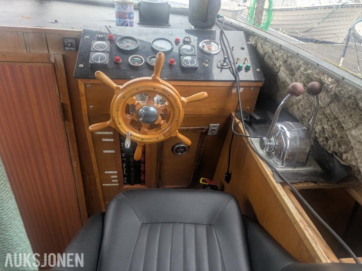 1983 Monaco 27 med 2 stk Volvo Penta - ingen minstepris