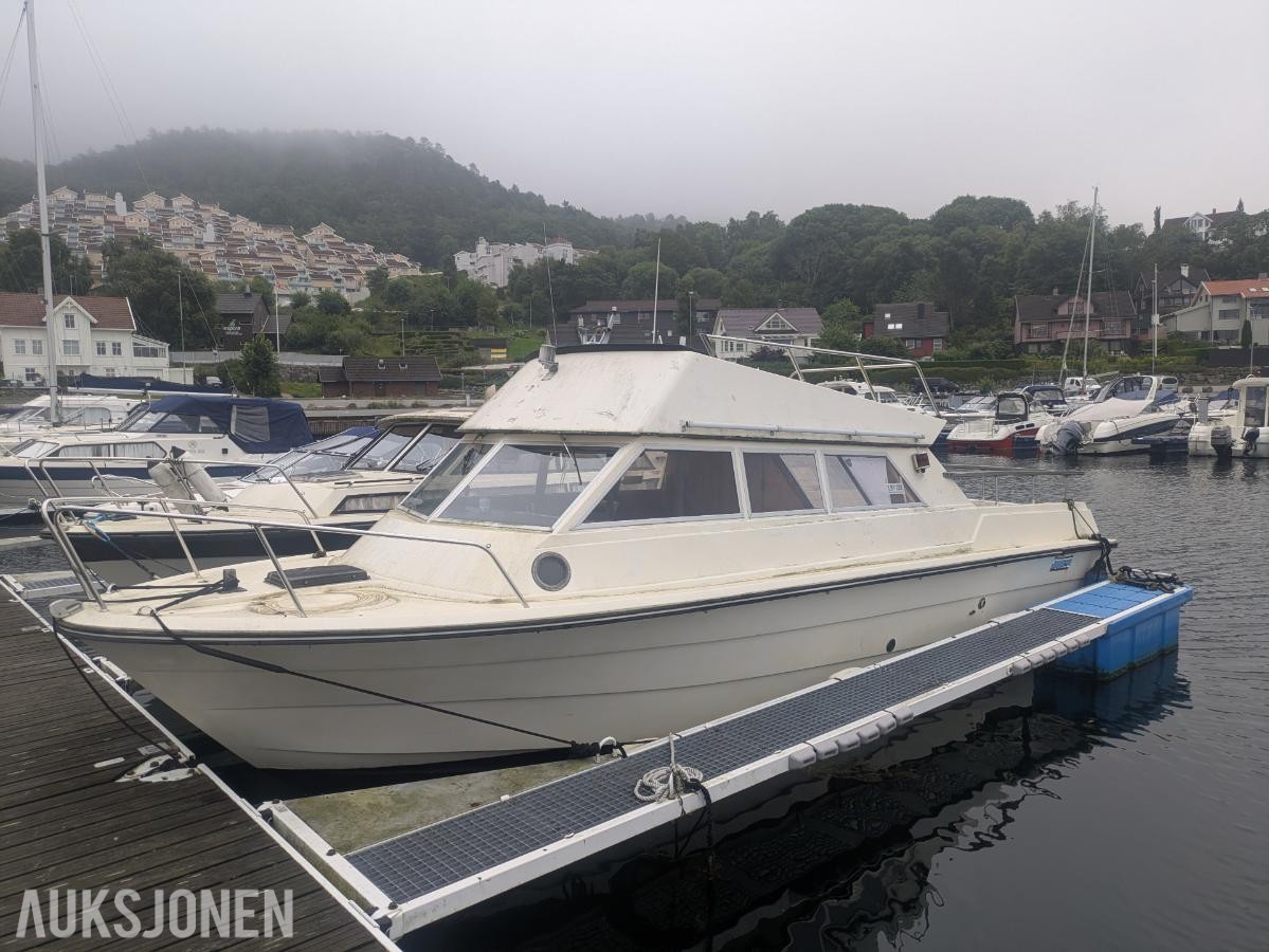 1983 Monaco 27 med 2 stk Volvo Penta - ingen minstepris