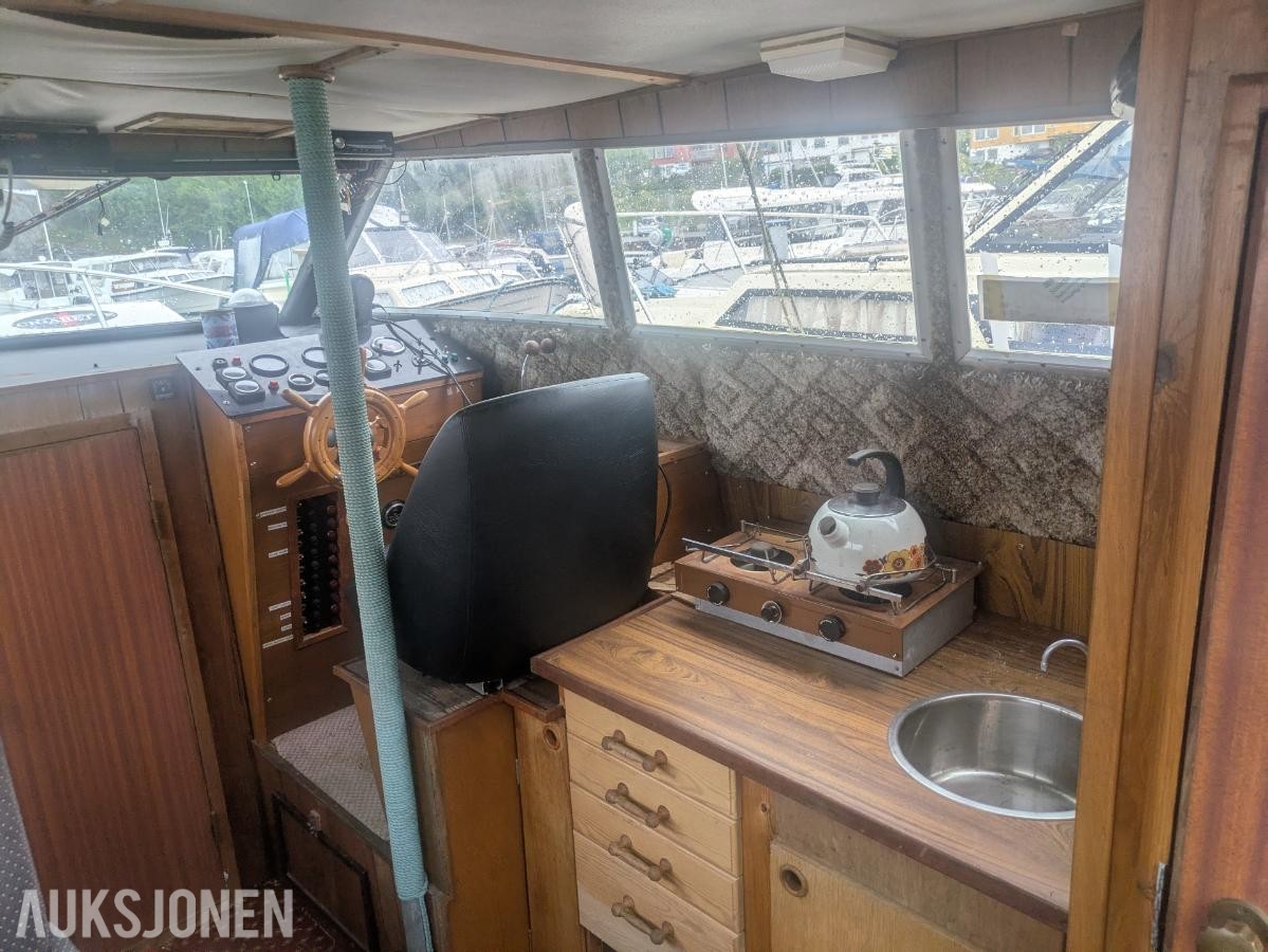 1983 Monaco 27 med 2 stk Volvo Penta - ingen minstepris