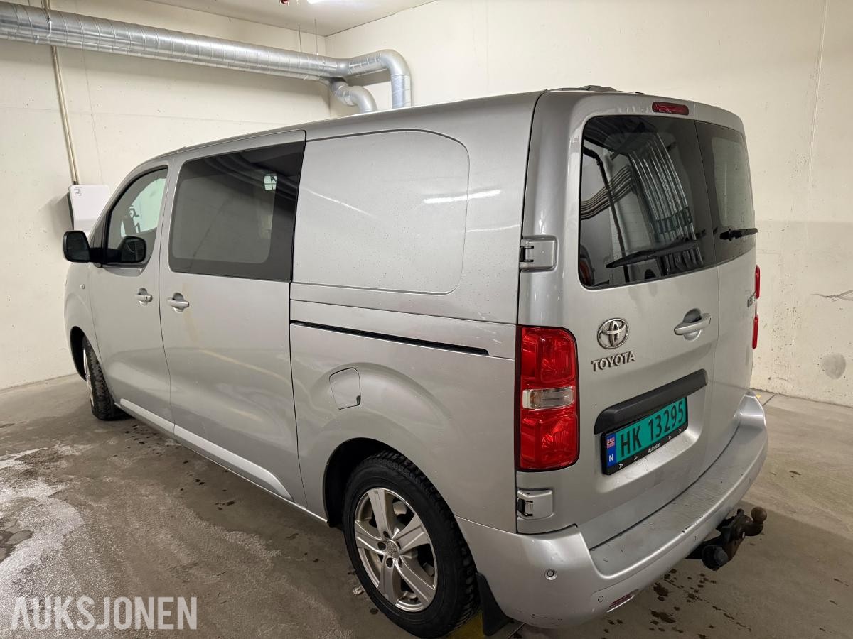 2019 Toyota ProAce 1,6D 116hk L1 hengerfeste delskinn s+v dekk