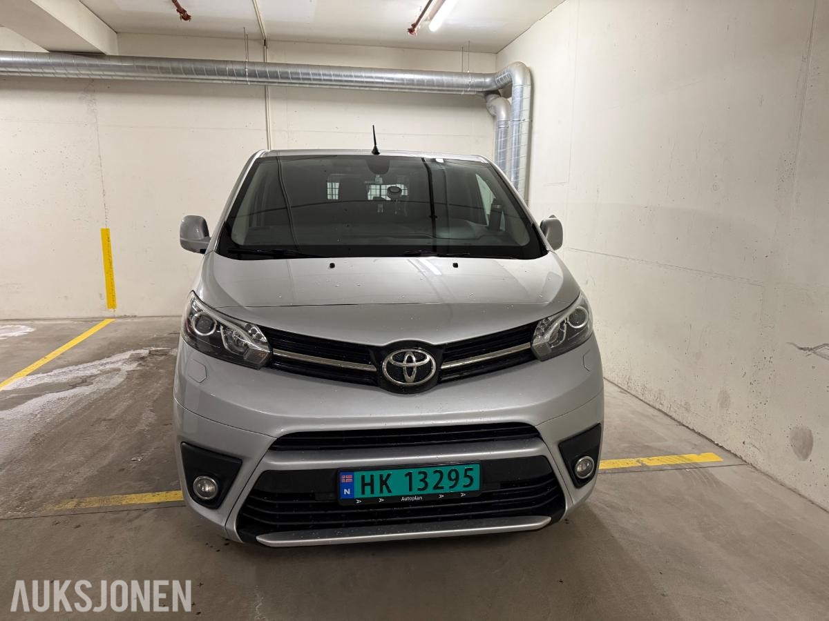 2019 Toyota ProAce 1,6D 116hk L1 hengerfeste delskinn s+v dekk