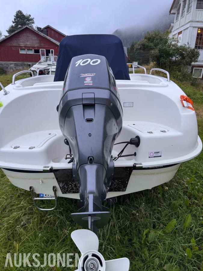 2006 Hobby 530 Challanger Med 100hk Selva motor og båthenger