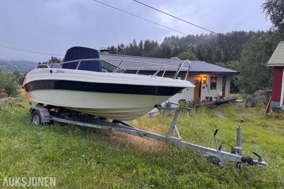2006 Hobby 530 Challanger Med 100hk Selva motor og båthenger