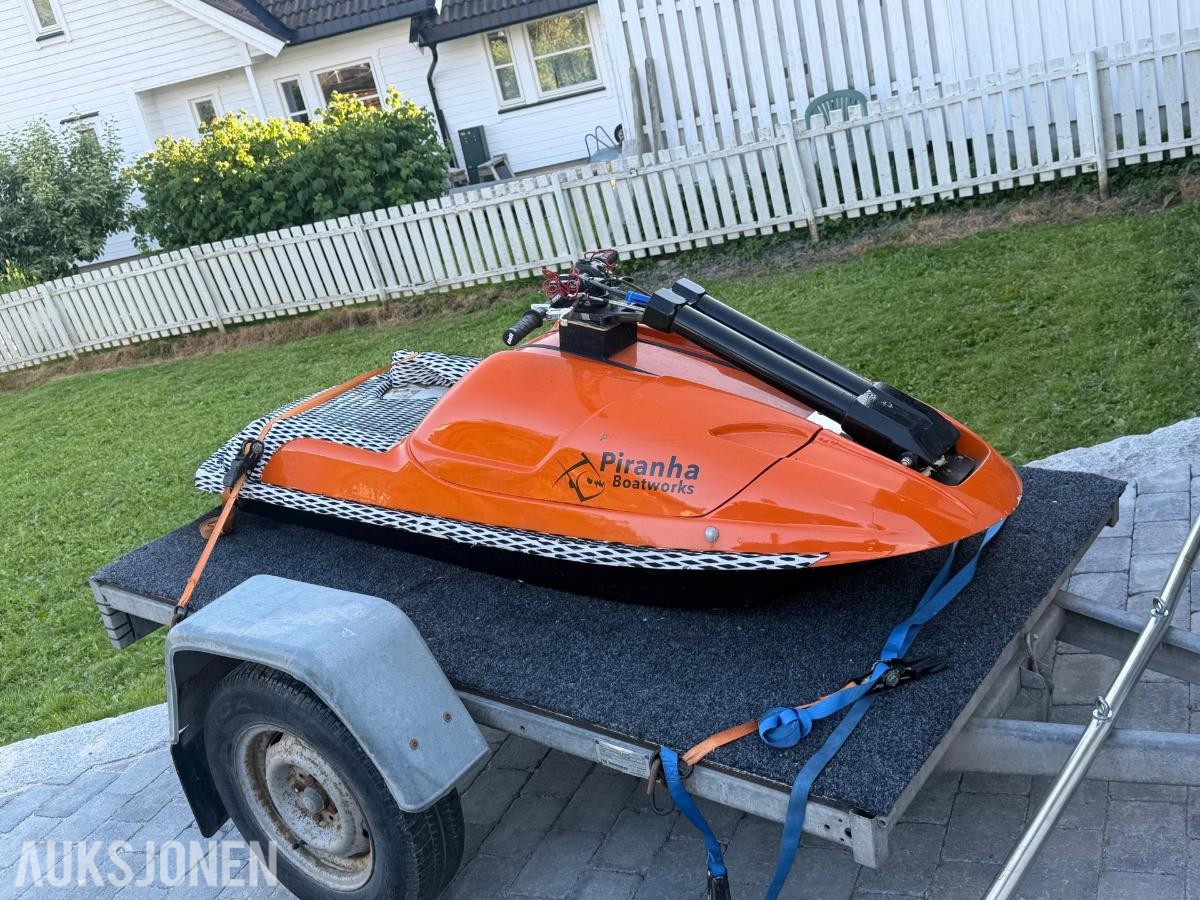 2010 Yamaha Piranaha lezi one vannscooter med registrert henger