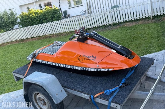2010 Yamaha Piranaha lezi one vannscooter med registrert henger