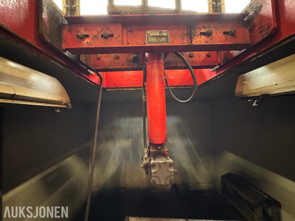 Nenab GL 815 gravjekk