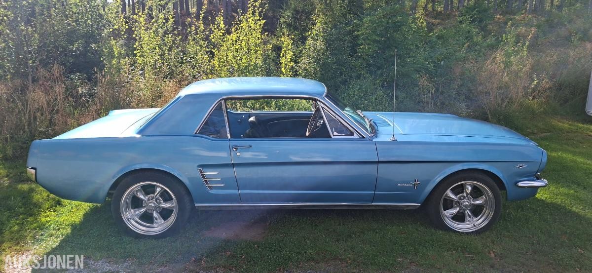 1966 Ford Mustang Hardtop