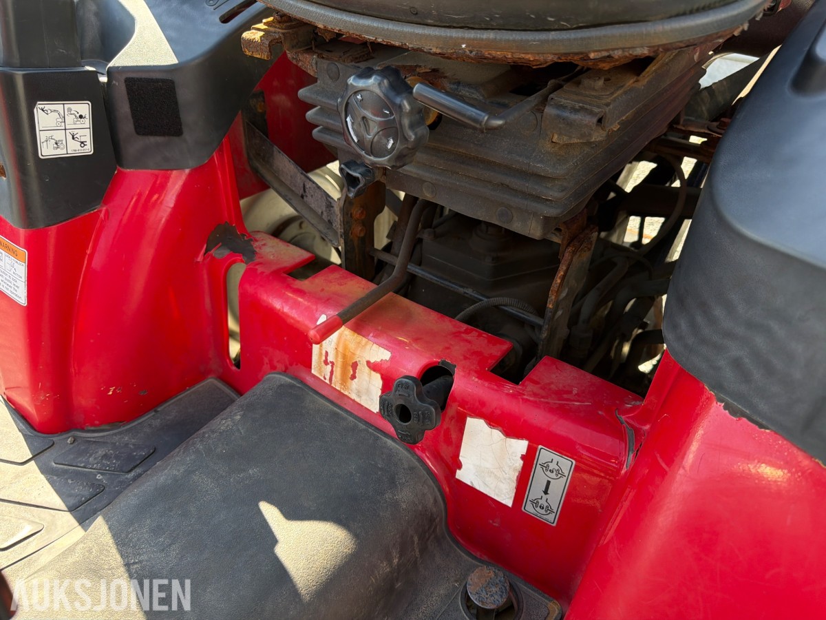 2015 TYM T273 KOMPAKTTRAKTOR - KUN 773 TIMER!