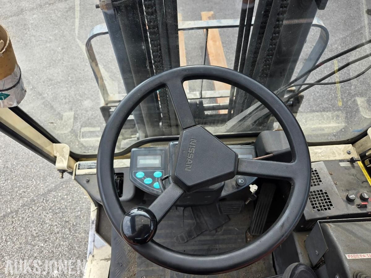 1997 Nissan Truck