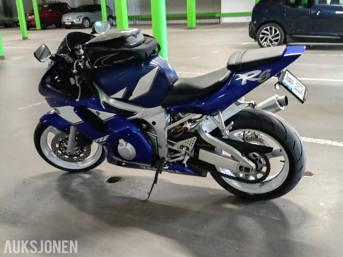 1999 Yamaha YZF-R6