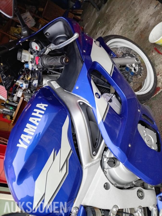 1999 Yamaha YZF-R6
