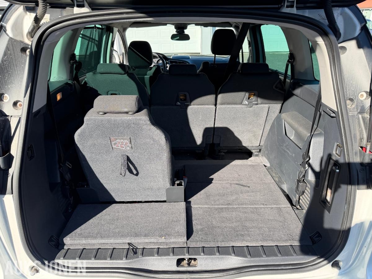 2013 Peugeot 5008 114 HK 7-SETER NAVI CRUISE PANO