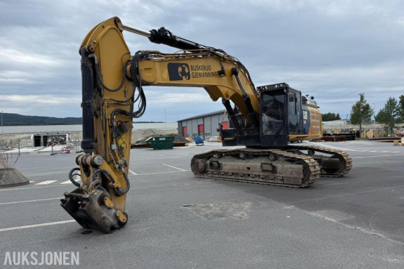 2015 Cat 349EL gravemaskin med S90 feste / dobbeltvirkende hydraulikk / opplegg for GPS / sakkyndig kontrollert / 8859 timer