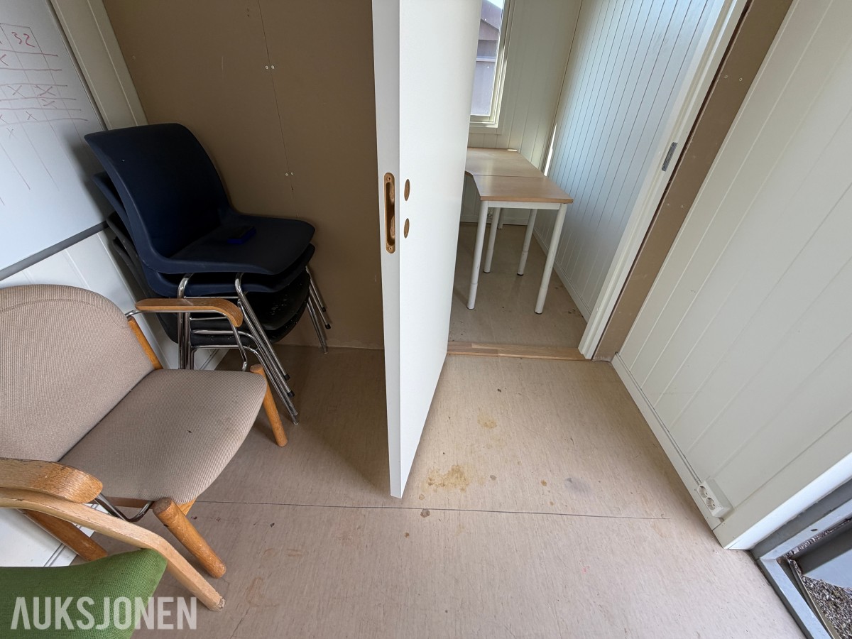 2010 Mannskapscontainer 20 fot / Oppholdsrom og kontor