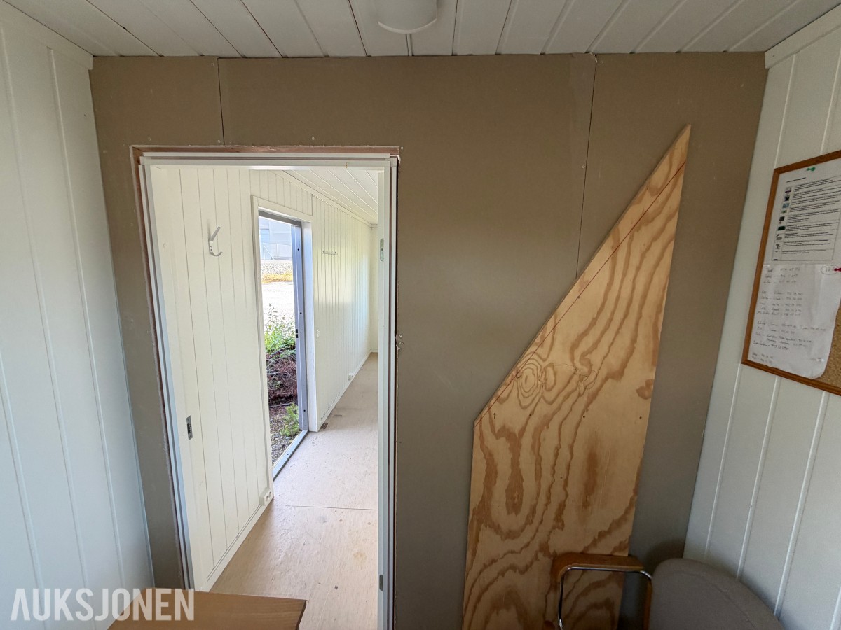 2010 Mannskapscontainer 20 fot / Oppholdsrom og kontor