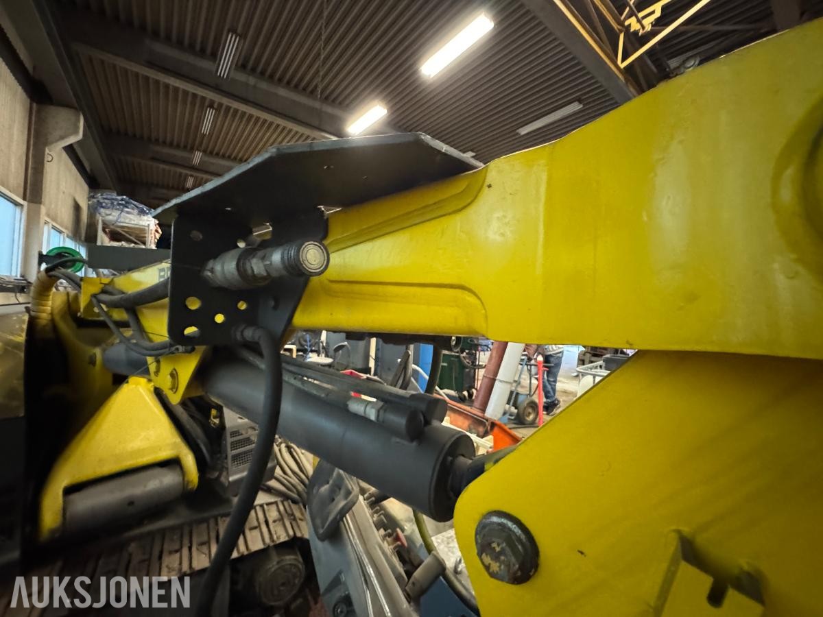 2005 Brokk 330 rivningsrobot / 1839 timer