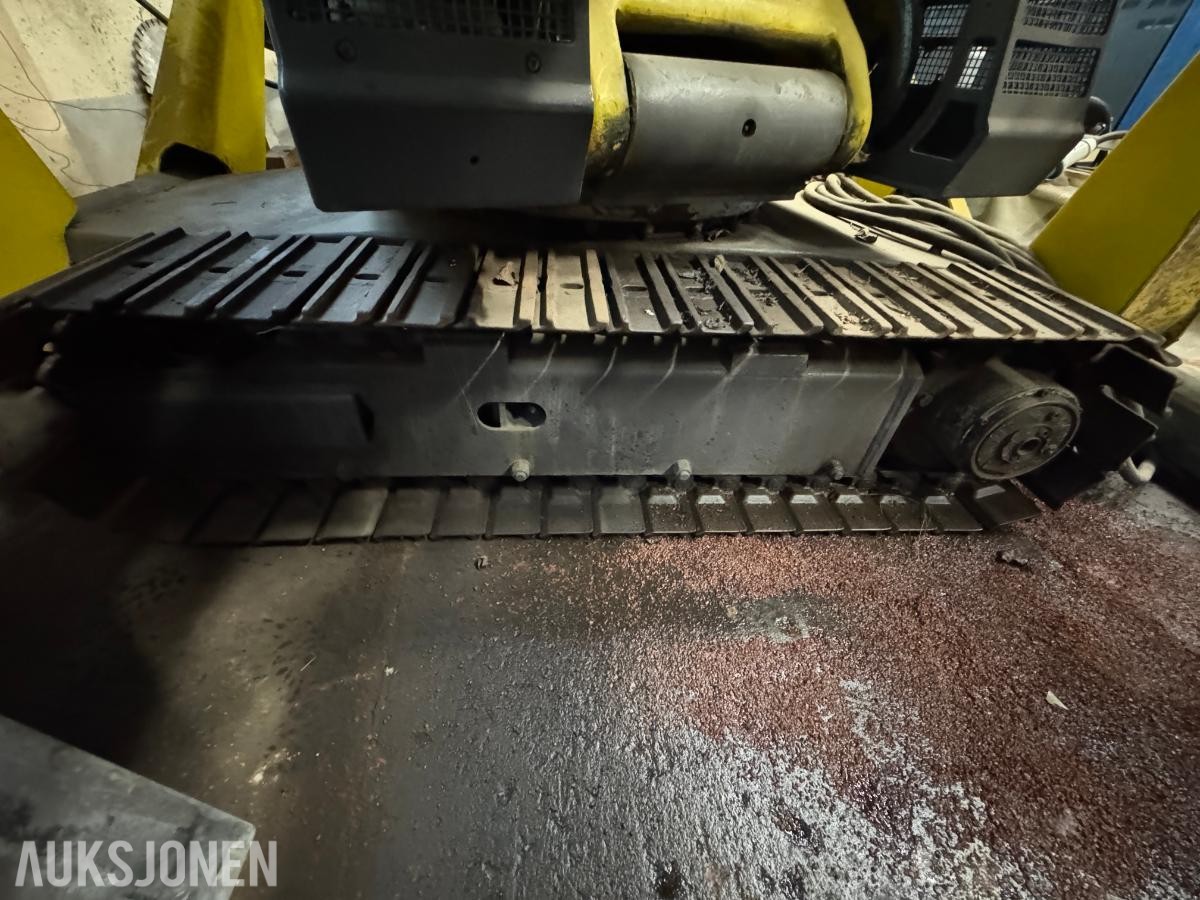 2005 Brokk 330 rivningsrobot / 1839 timer