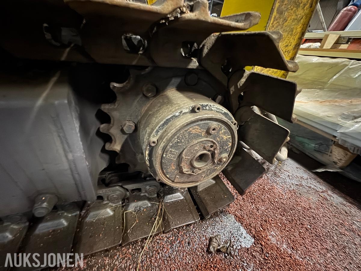 2005 Brokk 330 rivningsrobot / 1839 timer