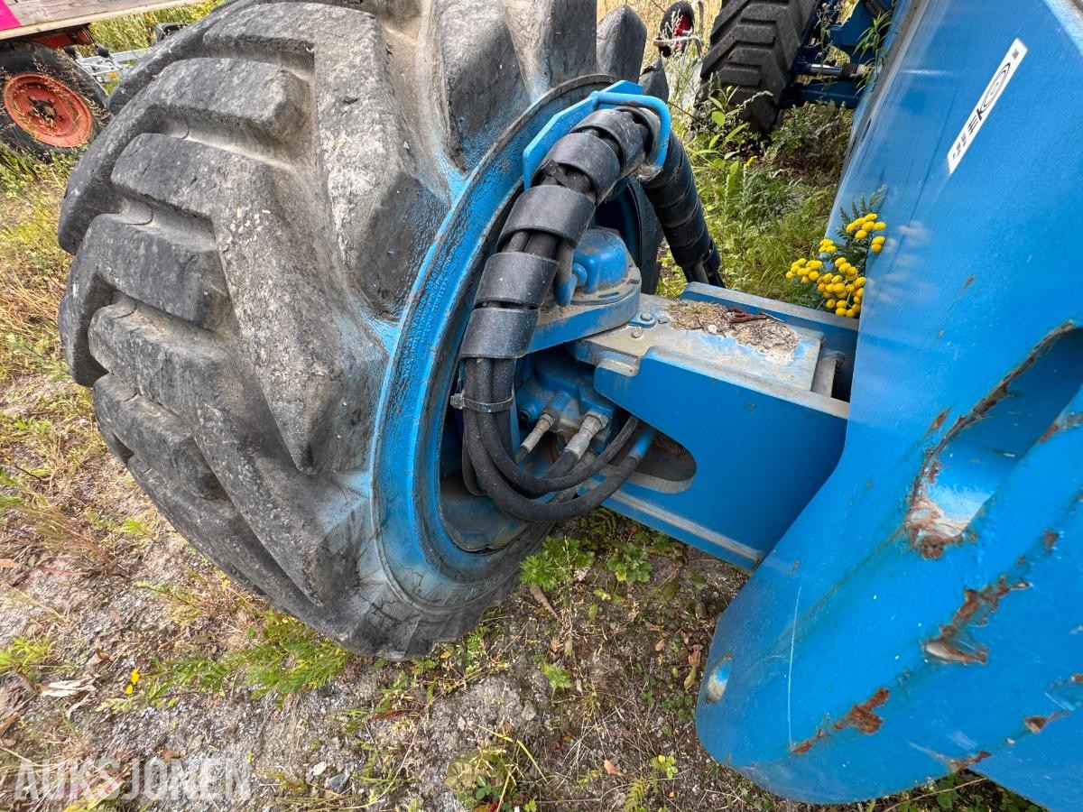 2006 Genie Z-80/60 bomlift / 4x4