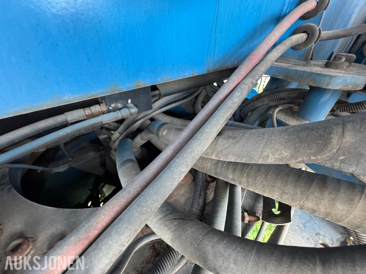2006 Genie Z-80/60 bomlift / 4x4