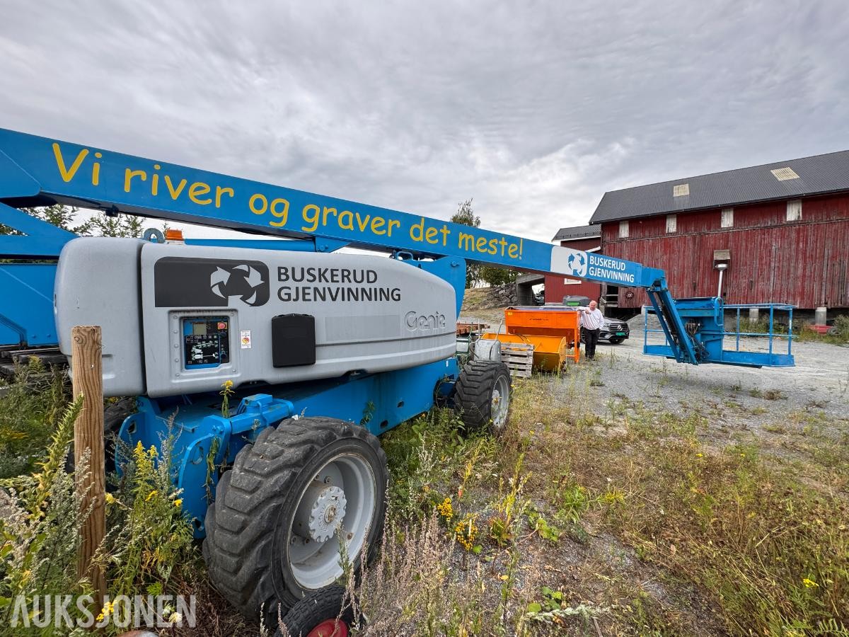 2006 Genie Z-80/60 bomlift / 4x4