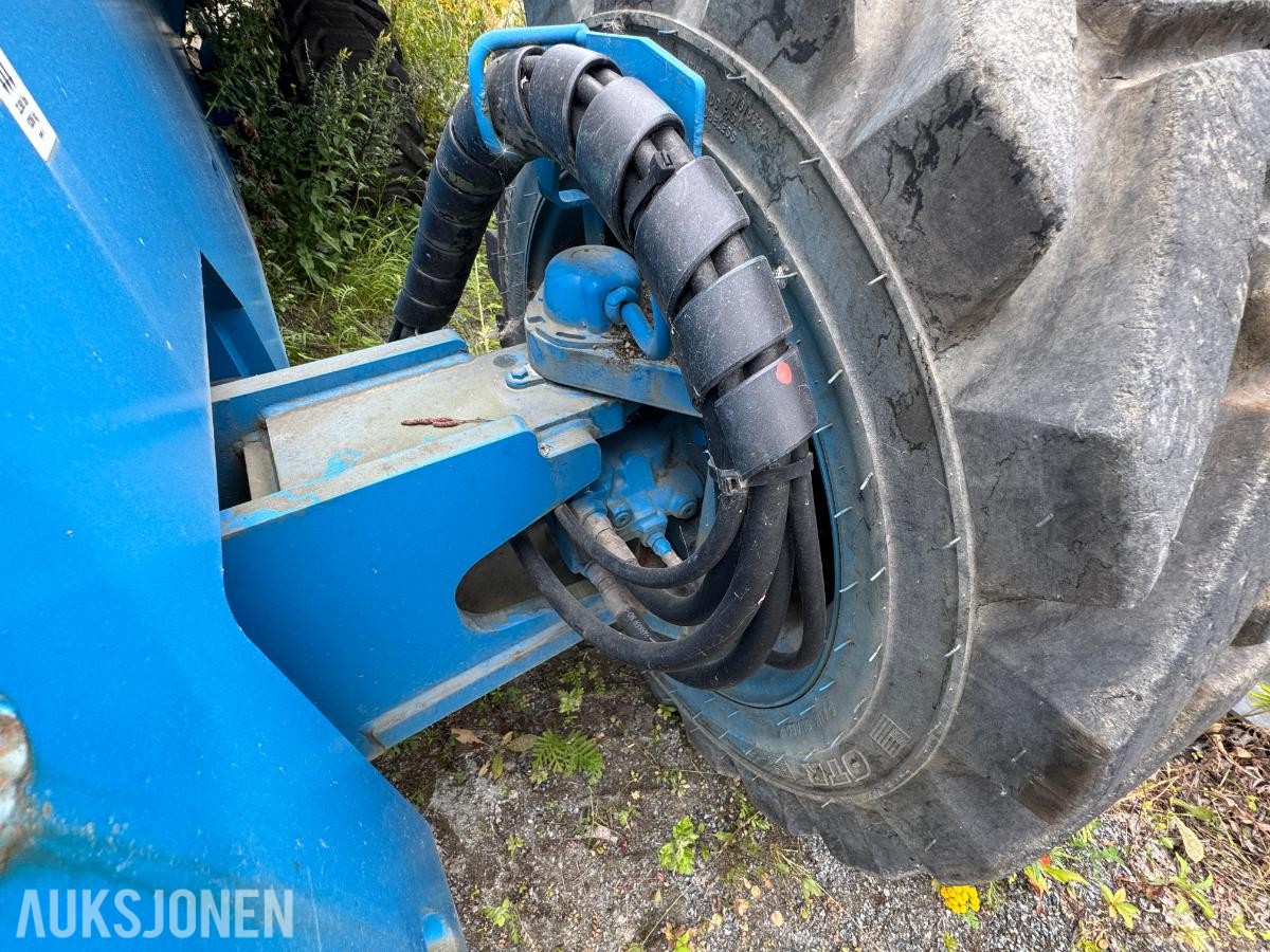 2006 Genie Z-80/60 bomlift / 4x4