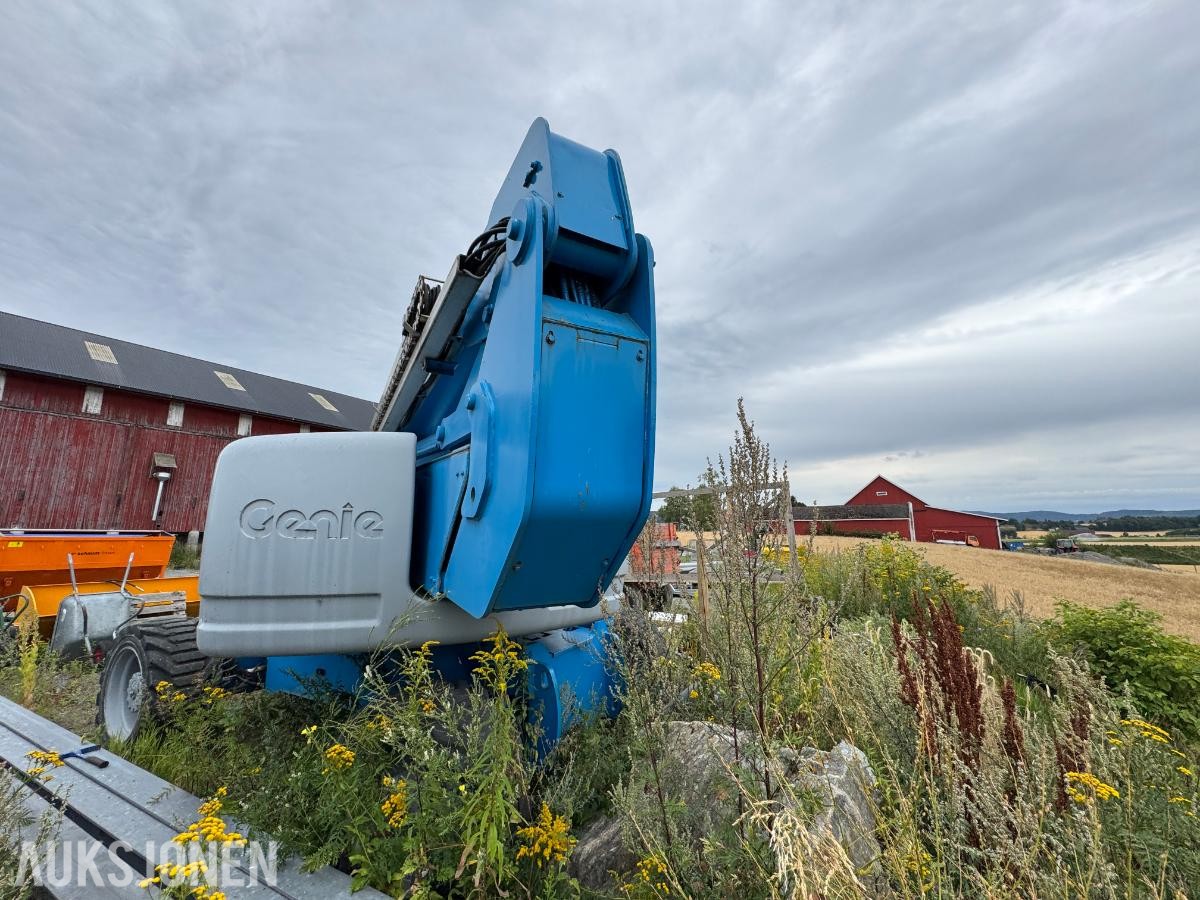 2006 Genie Z-80/60 bomlift / 4x4
