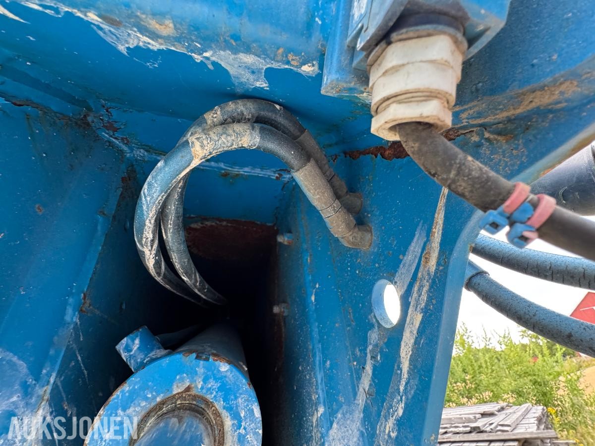 2006 Genie Z-80/60 bomlift / 4x4