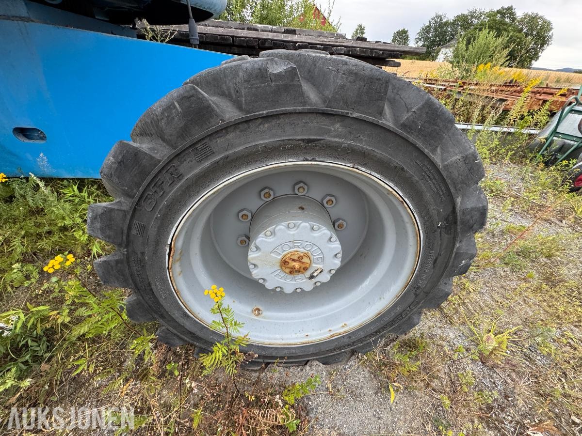 2006 Genie Z-80/60 bomlift / 4x4