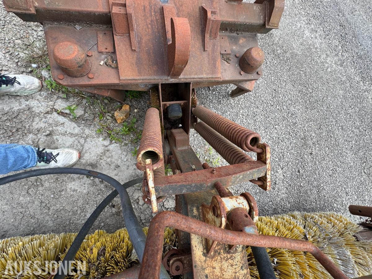 Holms SBHL-L250 kost med kombifeste BM / SMP