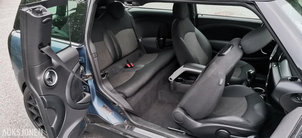 2012 MINI Clubman 1.6D 109hk 6-trinns manuell 