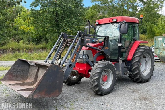 2005 McCormick CX95 traktor - Frontlaster - 2 skuffer - Pallegafler - kjetting
