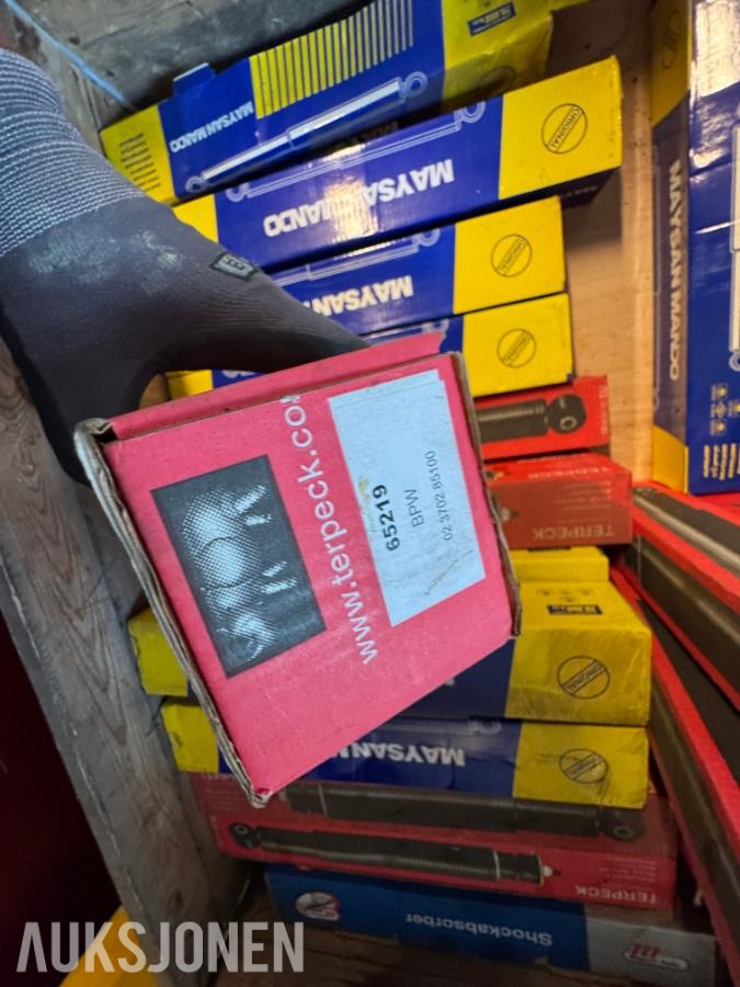 Støtdempere til lastebil / henger / vareparti / ubrukt
