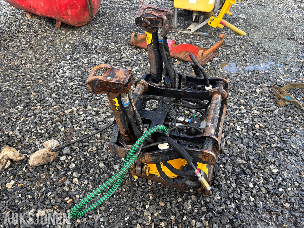 2017 Engcon EC209 tiltrotator Q-Safe S50