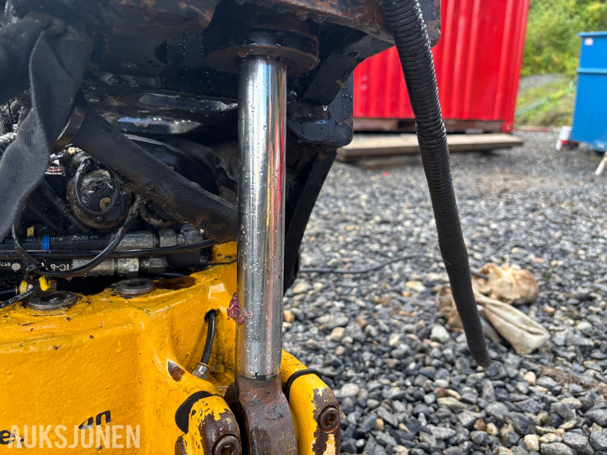2017 Engcon EC209 tiltrotator Q-Safe S50