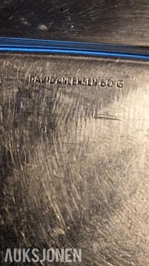 David-Andersen salt- og peppersett i sølvfat – klassisk og elegant