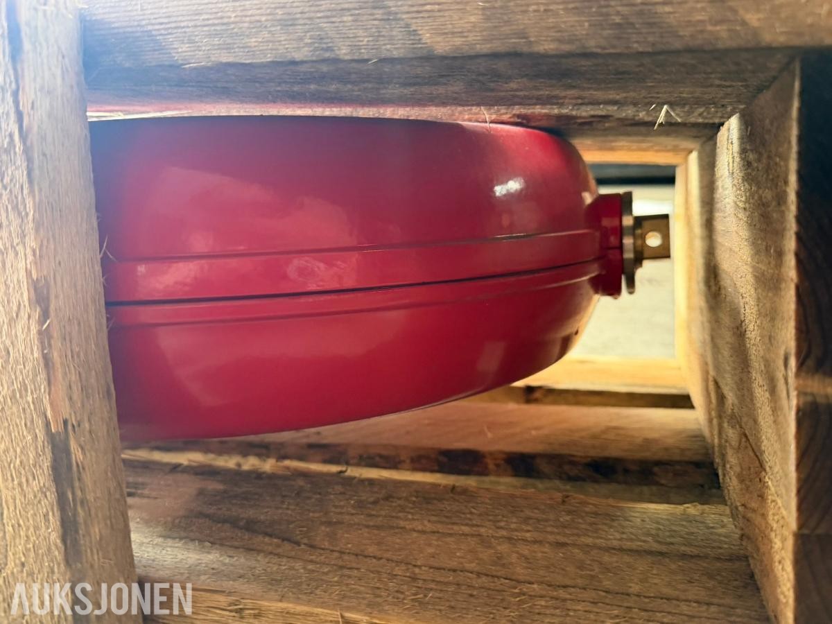 Ulefos ESCO brannhydrant S-2 rød