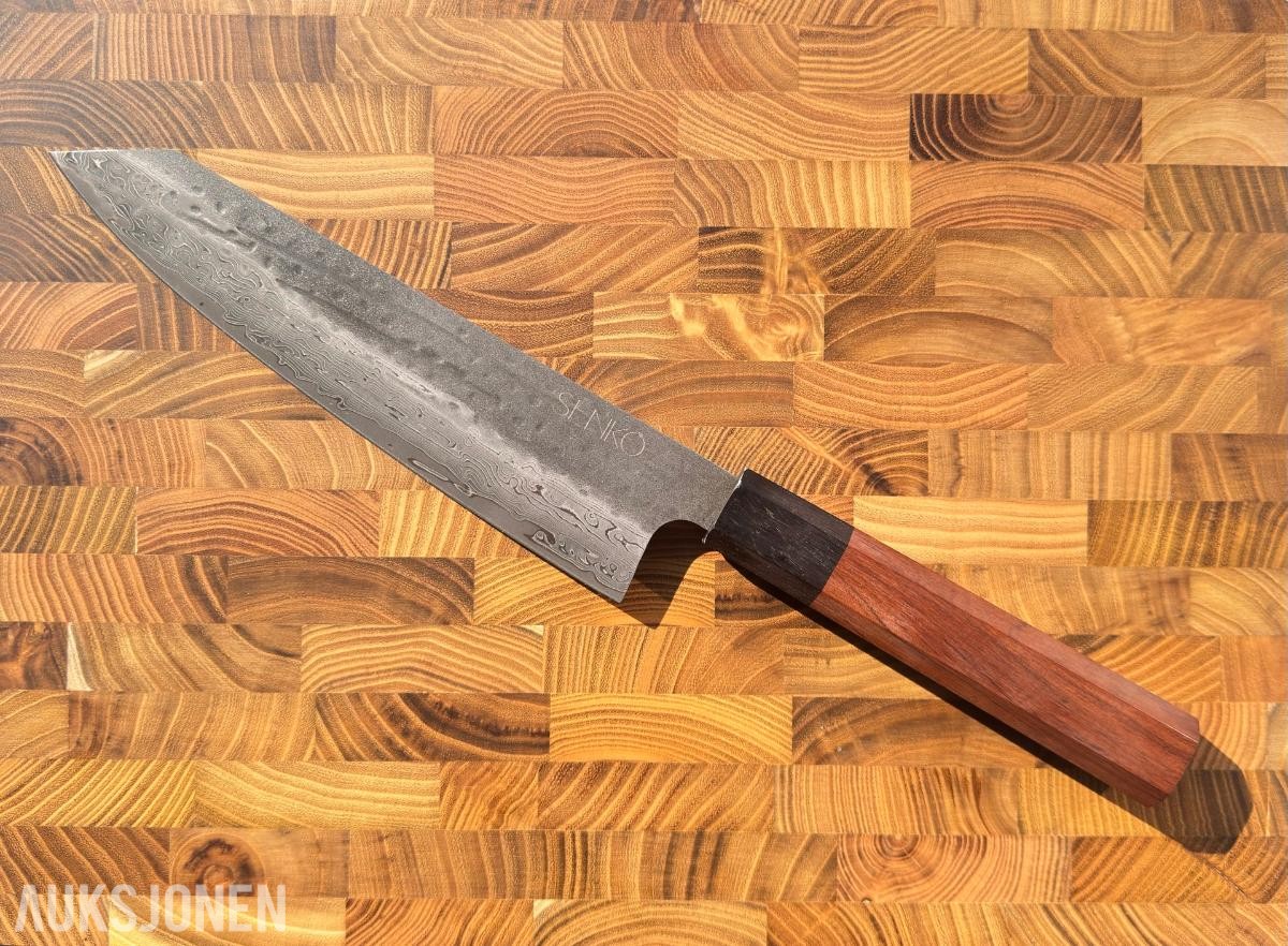 48 TIMERS AUKSJON - Senko Damaskus Kiritsuke + Sashimi-kniv