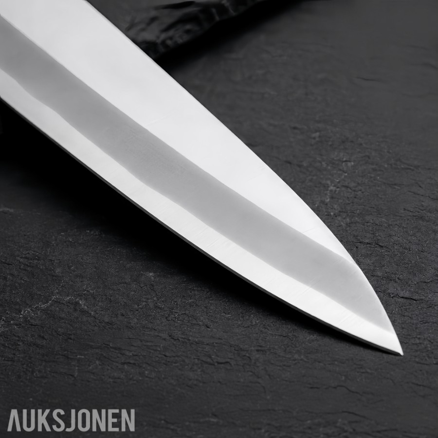 48 TIMERS AUKSJON - Senko 67-lags Damascus 2-delt knivsett + Sashimi-kniv