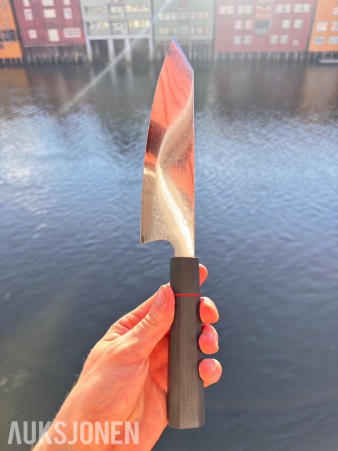 48 TIMERS AUKSJON -  Senko 67-lags Damaskus Kiritsuke + Sashimi-kniv