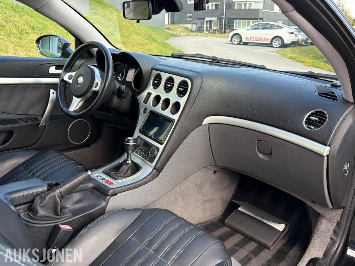 2007 Alfa Romeo Brera 3.2 V6 260hk 4WD, Manuell, 99008km