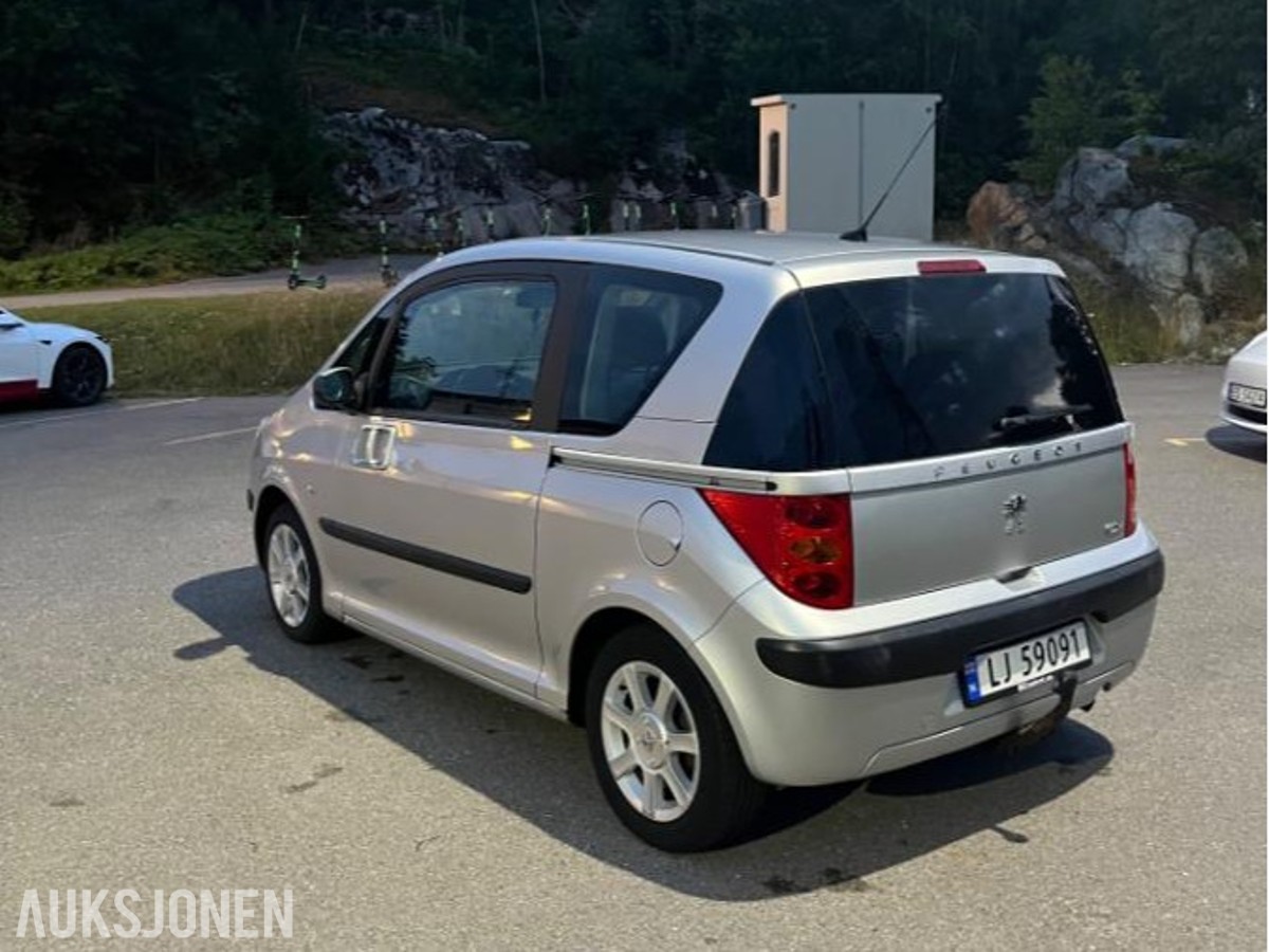 2006 Peugeot 1007 1.4 Bensin 73hk Automat