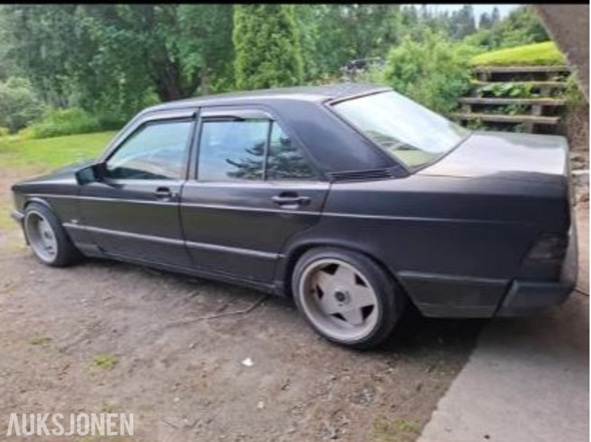 1988 Mercedes-Benz 190 E 2,3i 8v