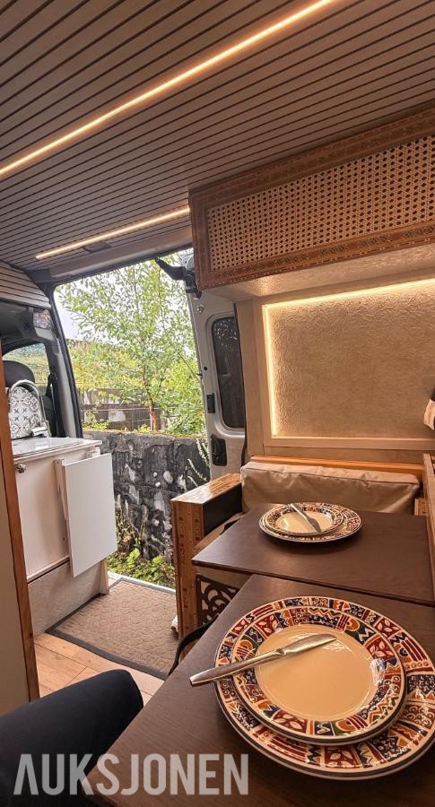 2009 Renault Master Campervan 2.5 Diesel 114hk